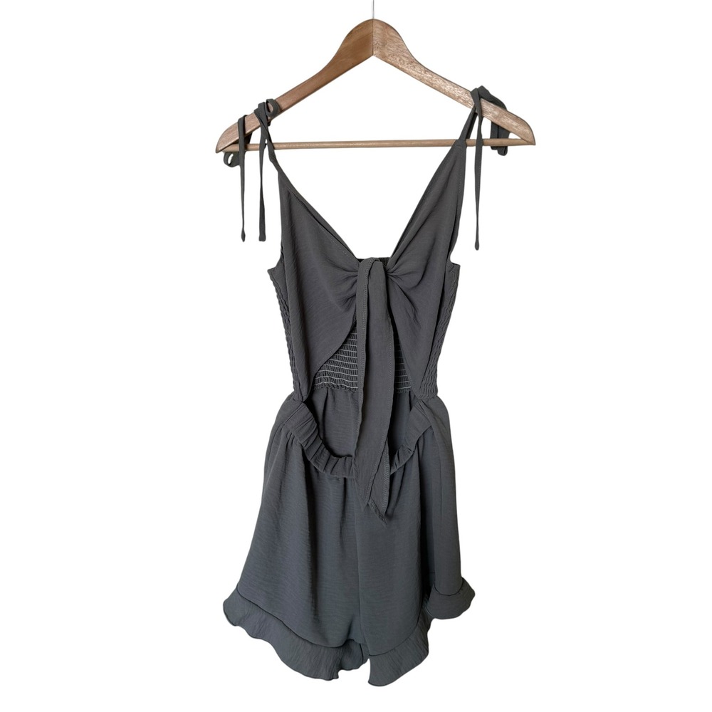SHEIN Romper Women Small Grey Excellent Tie Shoulder‎ Cut Out Ruffle Boho